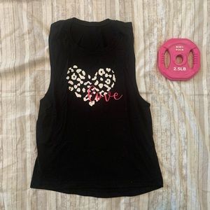 💪🏻 Love Cheetah Heart Black Medium Muscle Tank